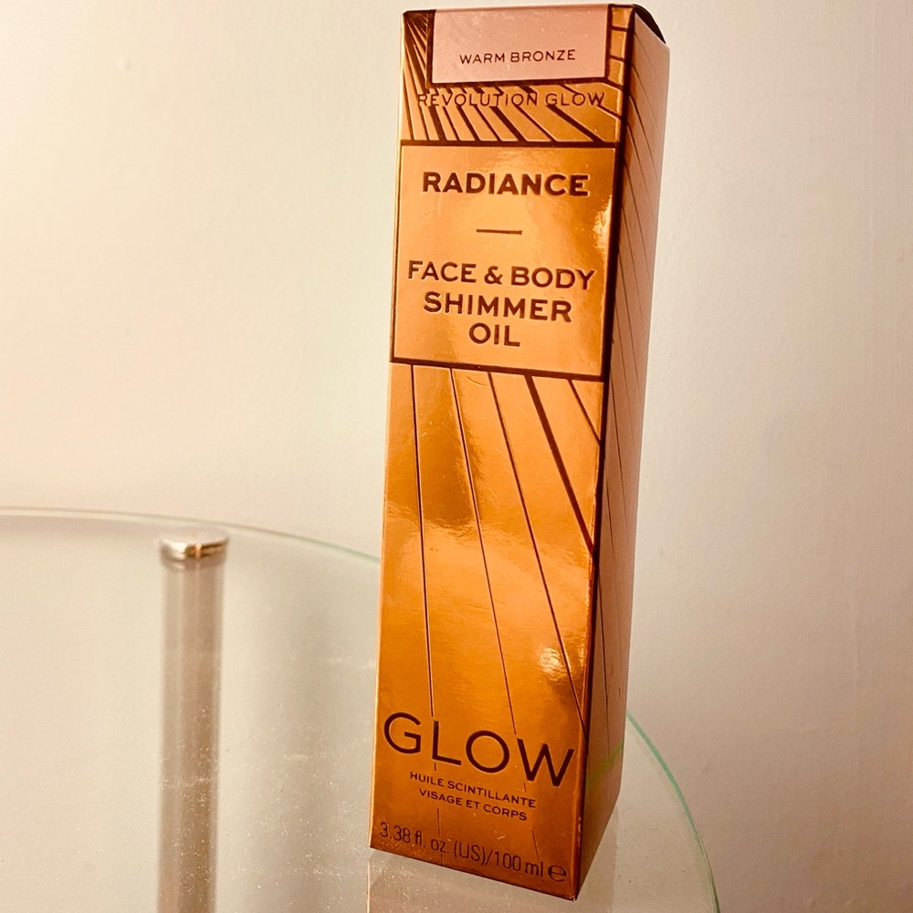 NEW Radiance Face and Body Shimmer Oil Warm Bronze  3.38fl oz - Picture 4 of 4